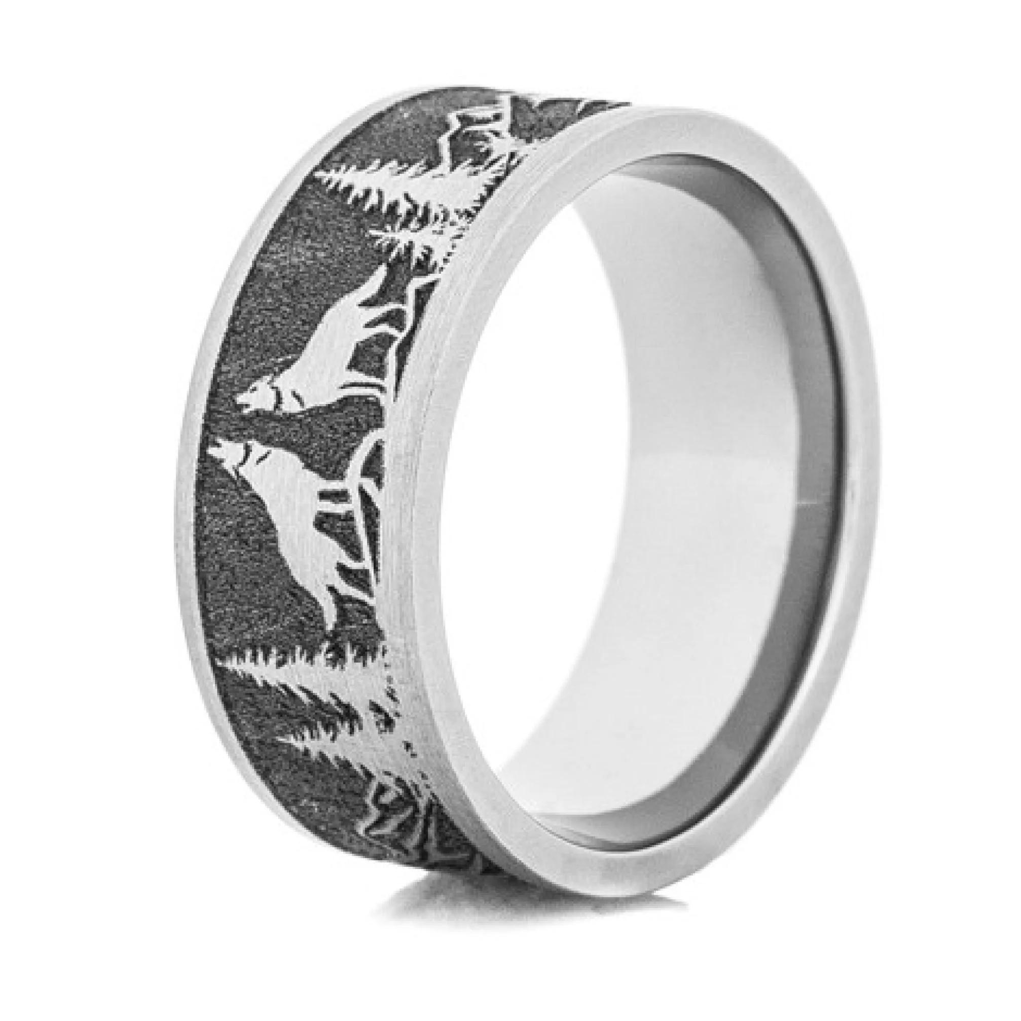 Wolf Scene Titanium Ring - Image 9