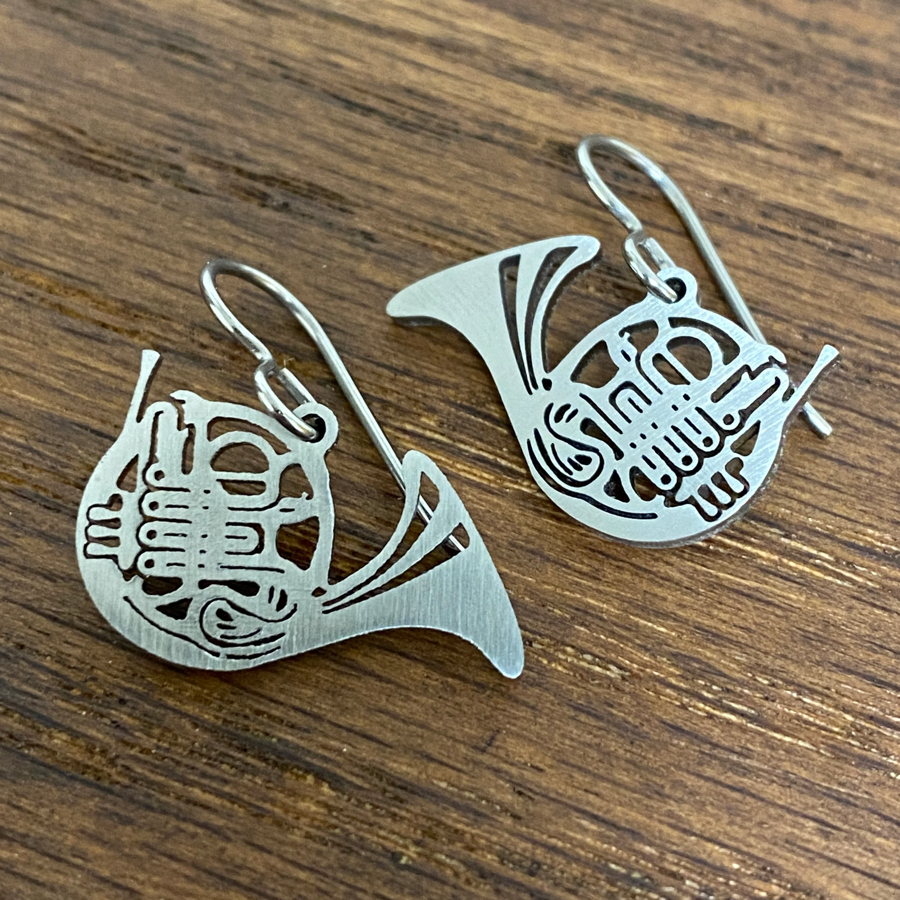 Titanium Musical Frenchhorn Earrings