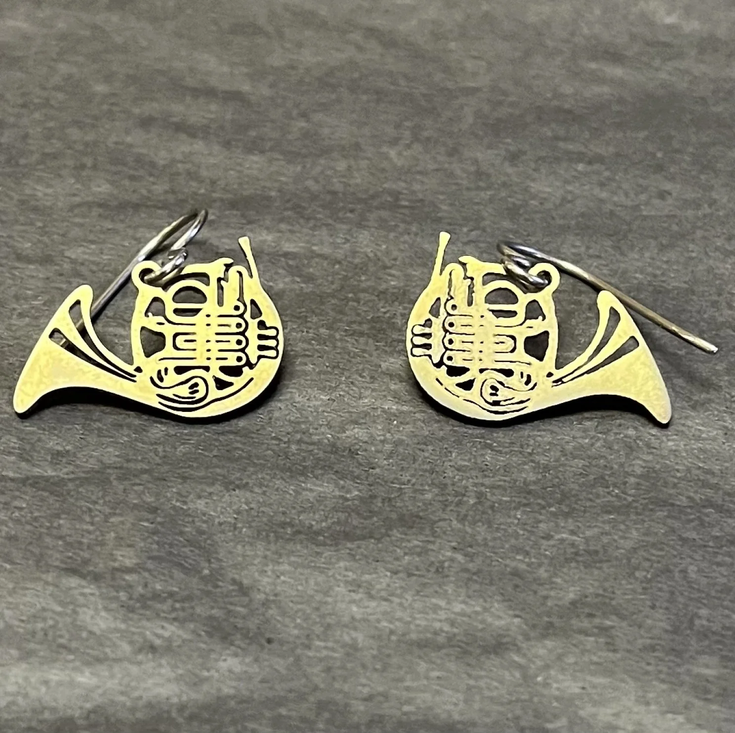 Titanium Musical Frenchhorn Earrings - Image 2