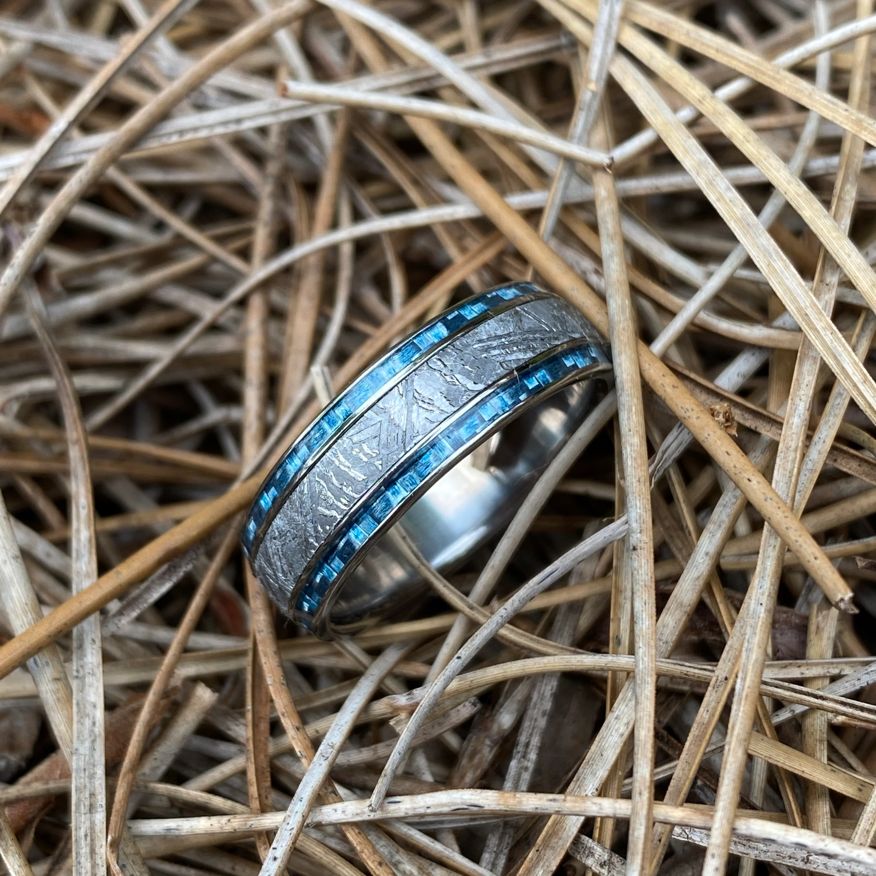 Meteorite with Twin Light Blue Carbon Fiber - Image 7