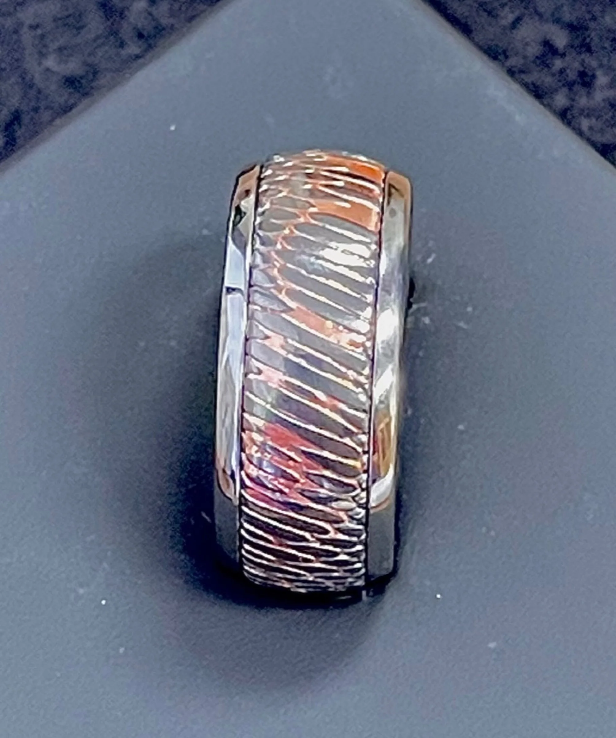 Titanium with Superconductor Spinner Ring - Image 5